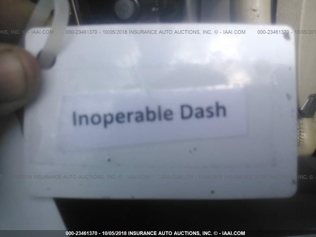 5LMFU27R34LJ17115 - 2004 LINCOLN NAVIGATOR Srebrny zdjęcie 7