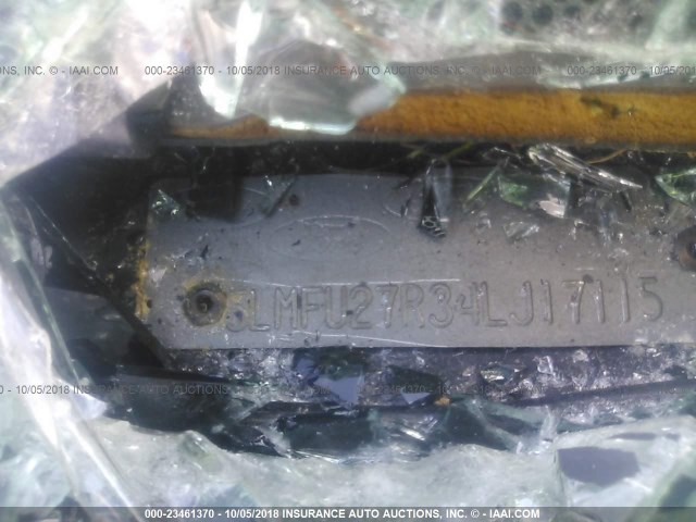 5LMFU27R34LJ17115 - 2004 LINCOLN NAVIGATOR Srebrny zdjęcie 9