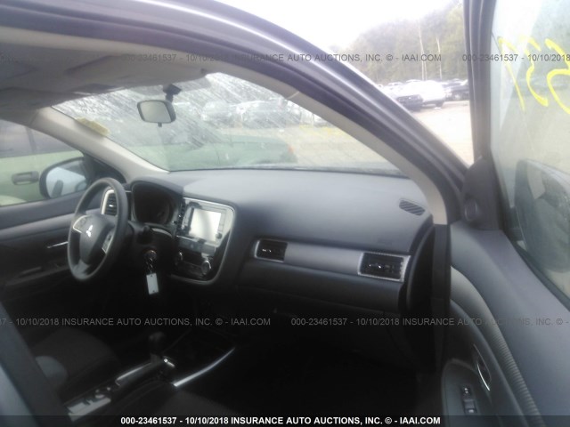 JA4AD2A33JZ011742 - 2018 MITSUBISHI OUTLANDER ES 灰色 照片 5