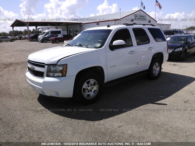 IGNSCAE04BR143327 - 2011 CHEVROLET TAHOE C1500  LS WHITE photo 2