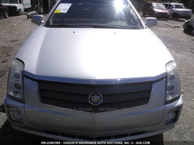 1GYEE637750187354 - 2005 CADILLAC SRX SILVER photo 6