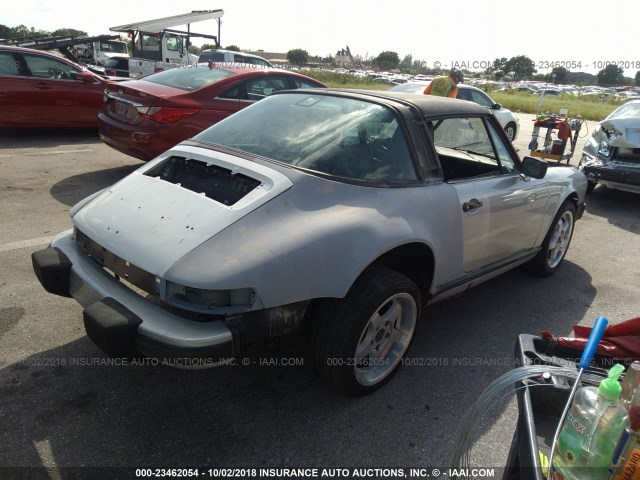 WP0EB0910ES161696 - 1984 PORSCHE 911 CARRERA SILVER photo 4