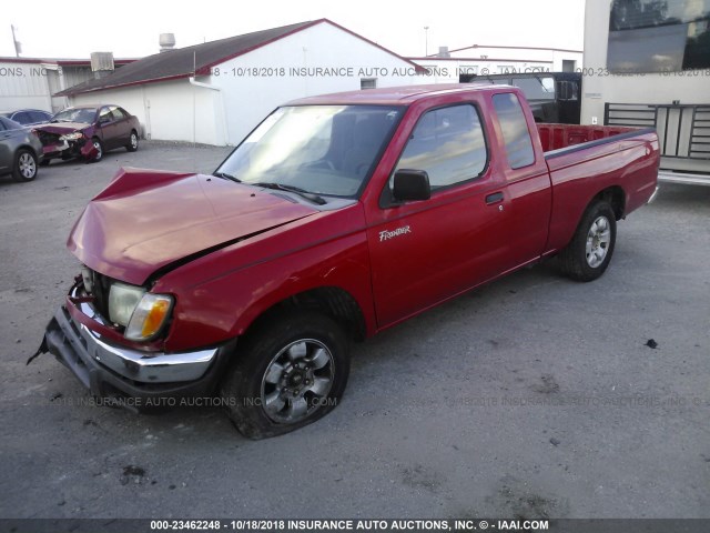 1N6DD26S5YC410164 - 2000 NISSAN FRONTIER KING CAB XE RED photo 2