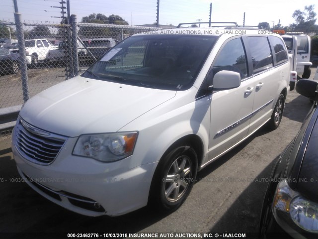 2C4RC1BG2CR286927 - 2012 CHRYSLER TOWN & COUNTRY TOURING WHITE photo 2