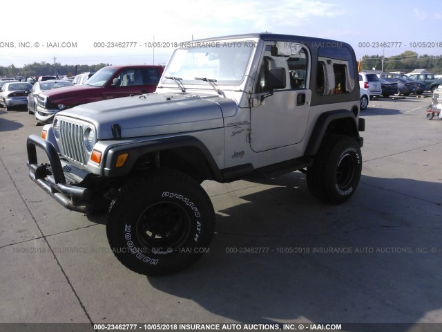 1J4FA49S21P350171 - 2001 JEEP WRANGLER / TJ SPORT SILVER photo 2