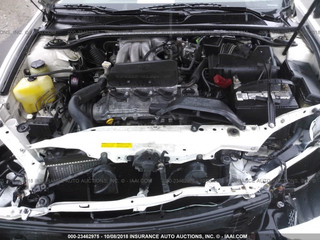 JTDBF32K320037781 - 2002 TOYOTA CAMRY LE/XLE/SE 白色 照片 10