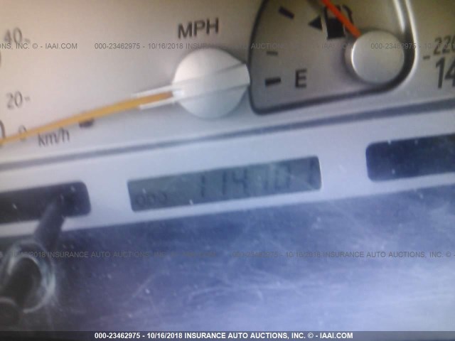 JTDBF32K320037781 - 2002 TOYOTA CAMRY LE/XLE/SE 白色 照片 7