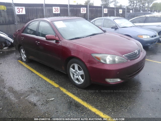 4T1BE32K52U102802 - 2002 TOYOTA CAMRY LE/XLE/SE RED photo 1