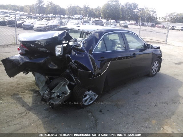 4T1BF3EK1BU182091 - 2011 TOYOTA CAMRY SE/LE/XLE შავი ფოტო 4