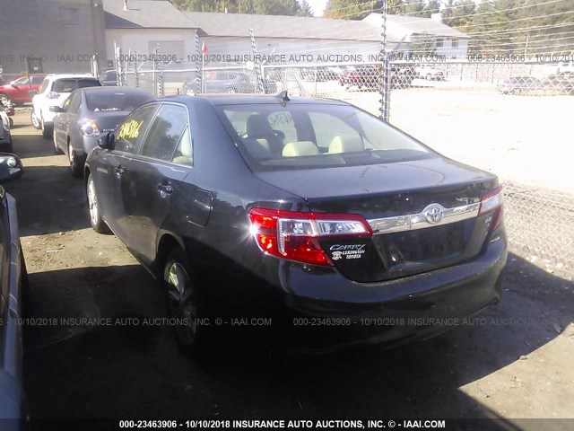 4T1BF1FK1CU528306 - 2012 TOYOTA CAMRY SE/LE/XLE BLACK photo 3