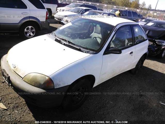 2C1MR2268Y6700529 - 2000 CHEVROLET METRO WHITE photo 2