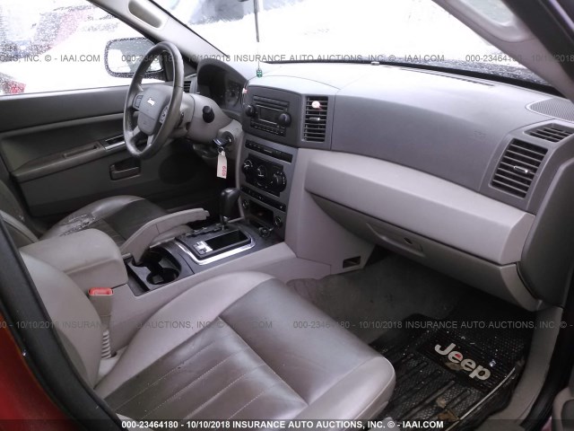 1J4HR48N75C676767 - 2005 JEEP GRAND CHEROKEE LAREDO/COLUMBIA/FREEDOM 红色 照片 5