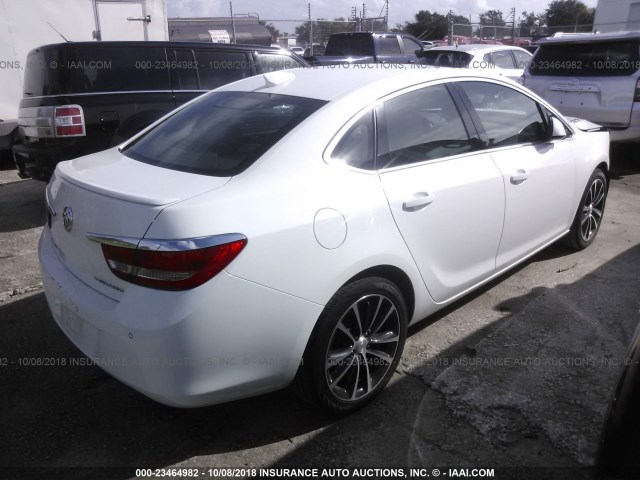 1G4PR5SK3H4120133 - 2017 BUICK VERANO SPORT TOURING WHITE photo 4