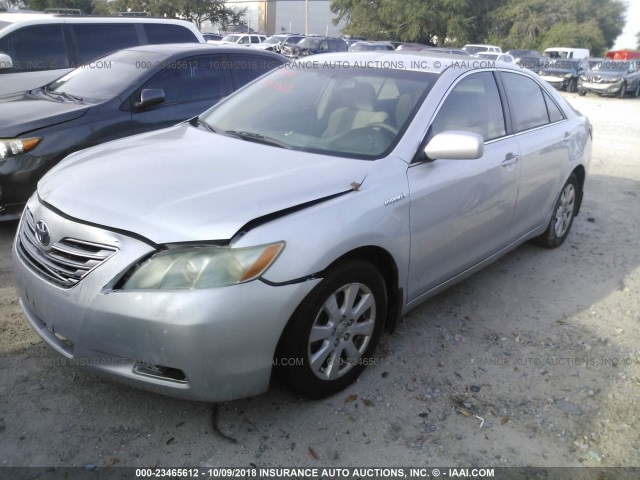 4T1BB46KX7U007460 - 2007 TOYOTA CAMRY NEW GENERAT HYBRID GRAY photo 2