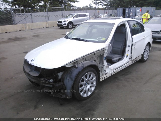 WBAVD53518A283641 - 2008 BMW 335 XI WHITE photo 2