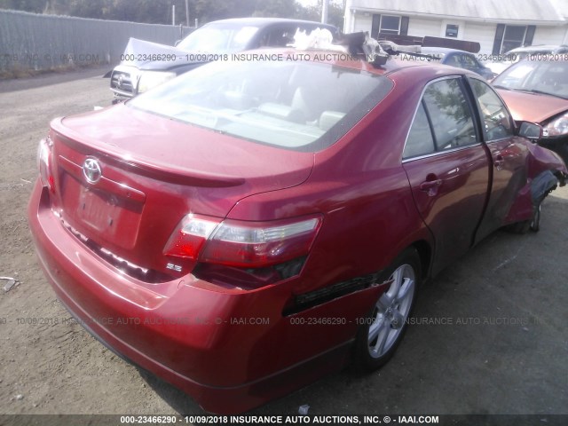 4T1BK46K67U006547 - 2007 TOYOTA CAMRY NEW GENERAT LE/XLE/SE RED photo 4