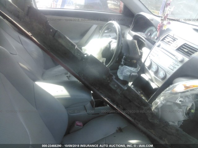 4T1BK46K67U006547 - 2007 TOYOTA CAMRY NEW GENERAT LE/XLE/SE RED photo 5