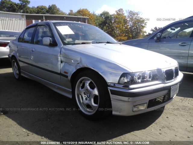 WBACC0323WEK26138 - 1998 BMW 318 I AUTOMATIC SILVER photo 1