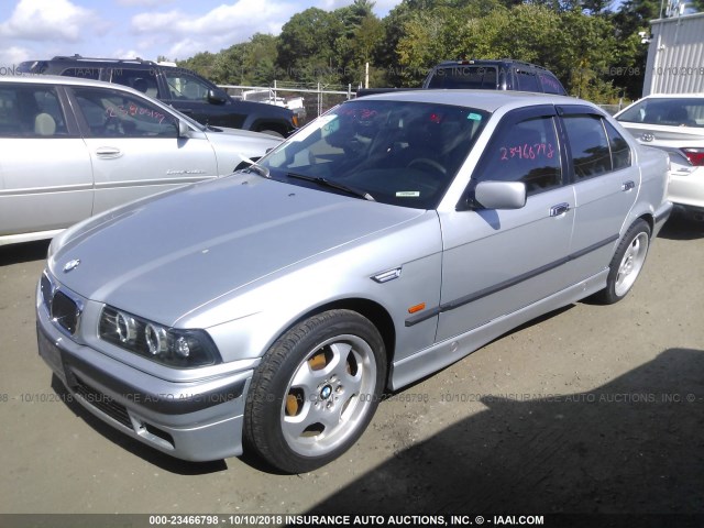 WBACC0323WEK26138 - 1998 BMW 318 I AUTOMATIC SILVER photo 2