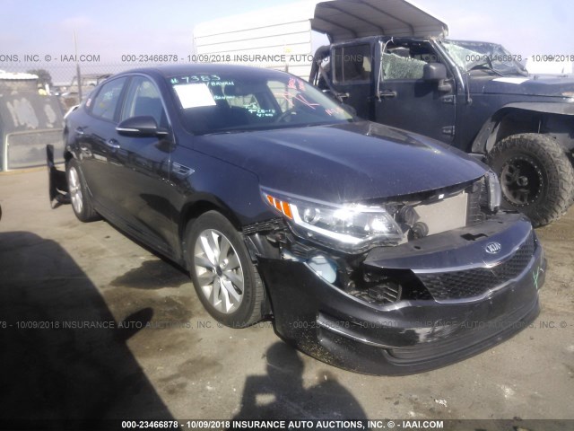 5XXGT4L31HG140006 - 2017 KIA OPTIMA LX ნაცრისფერი ფოტო 1
