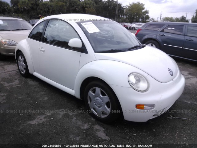 3VWBB61C3WM028229 - 1998 VOLKSWAGEN NEW BEETLE 白色 照片 1