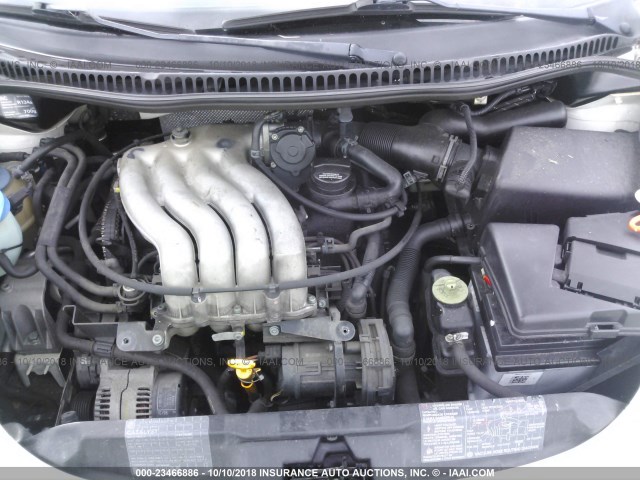 3VWBB61C3WM028229 - 1998 VOLKSWAGEN NEW BEETLE 白色 照片 10