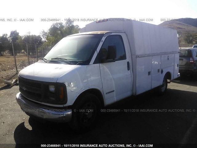 1GBHG31R521199786 - 2002 CHEVROLET EXPRESS G3500  Unknown photo 2