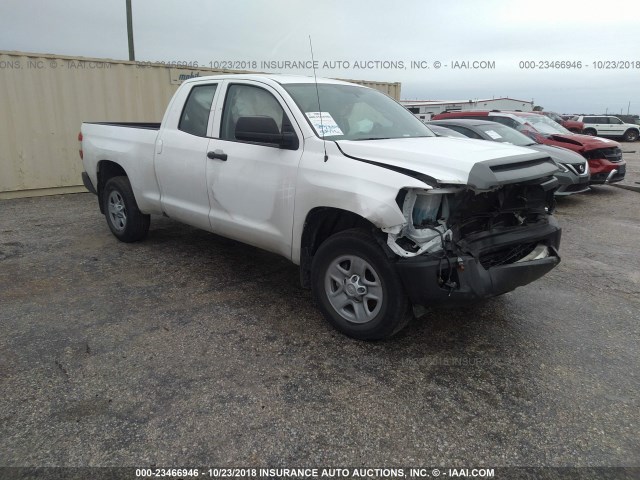 5TFRM5F13HX122685 - 2017 TOYOTA TUNDRA DOUBLE CAB SR/SR5 WHITE photo 1