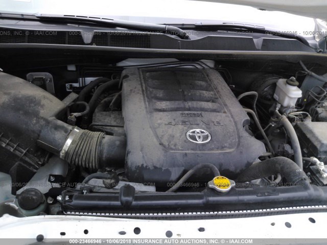 5TFRM5F13HX122685 - 2017 TOYOTA TUNDRA DOUBLE CAB SR/SR5 WHITE photo 10