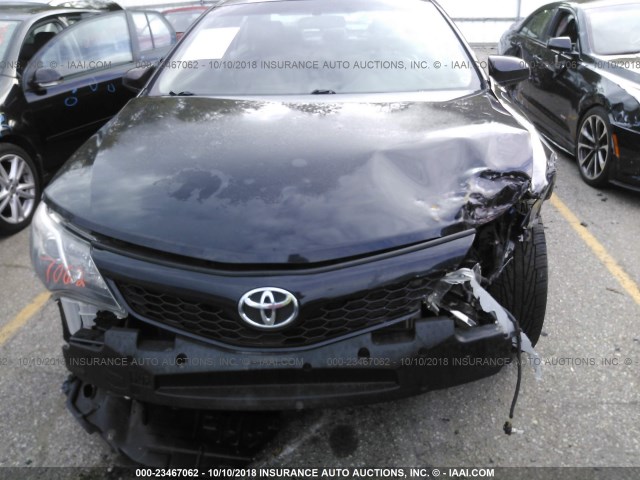 4T1BF1FKXDU209519 - 2013 TOYOTA CAMRY L/SE/LE/XLE შავი ფოტო 6
