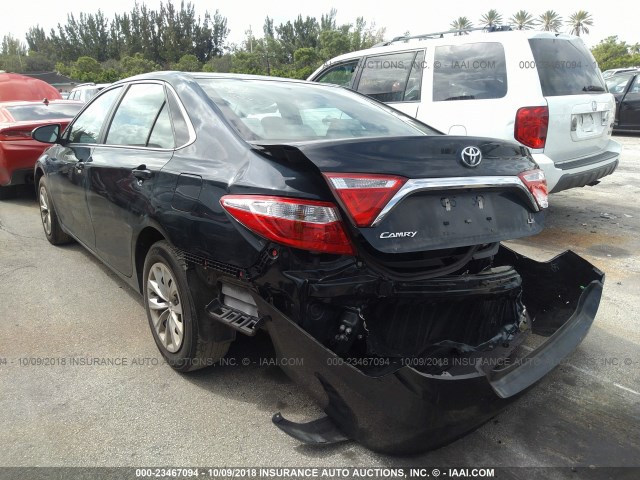 4T1BF1FK1FU933957 - 2015 TOYOTA CAMRY LE/XLE/SE/XSE Dark Blue photo 3