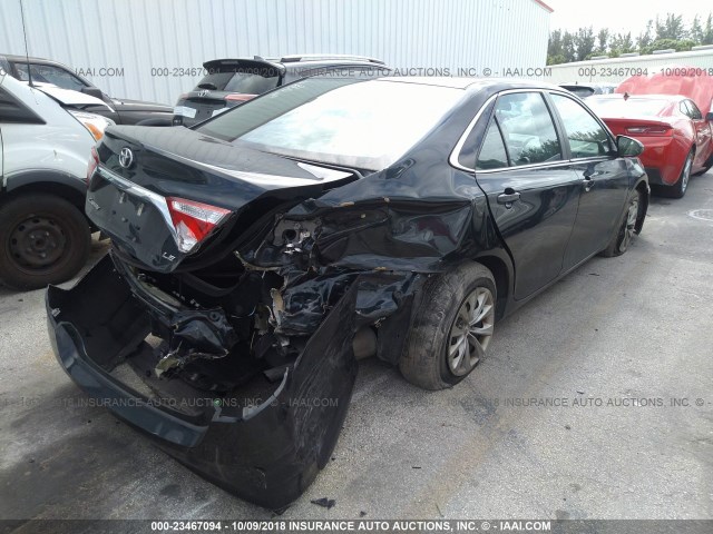 4T1BF1FK1FU933957 - 2015 TOYOTA CAMRY LE/XLE/SE/XSE Dark Blue photo 4