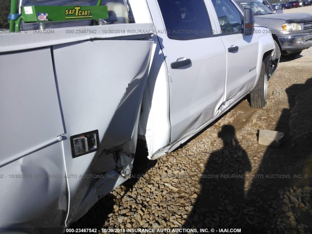 1GB1CUEG9JF286863 - 2018 CHEVROLET SILVERADO C2500 HEAVY DUTY WHITE photo 6