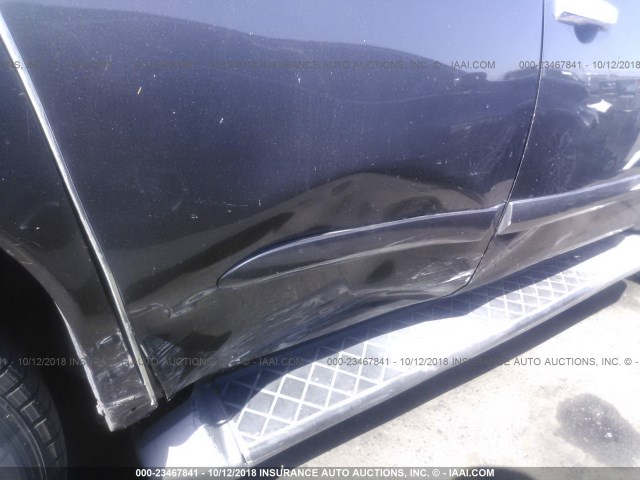 5N1AA08A65N737613 - 2005 NISSAN ARMADA SE/LE GRAY photo 6