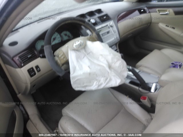 4T1CA30P95U041778 - 2005 TOYOTA CAMRY SOLARA SE/SLE Qara foto 5