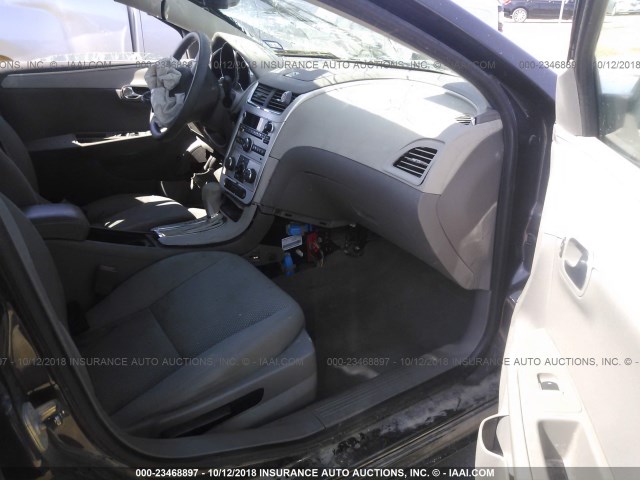 1G1ZB5E15BF258023 - 2011 CHEVROLET MALIBU LS 灰色 照片 5