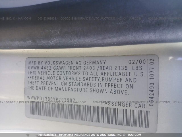 WVWPD23B6YP293997 - 2000 VOLKSWAGEN PASSAT GLX SILVER photo 9