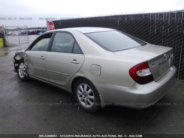 4T1BE32K34U864285 - 2004 TOYOTA CAMRY LE/XLE/SE TAN photo 3