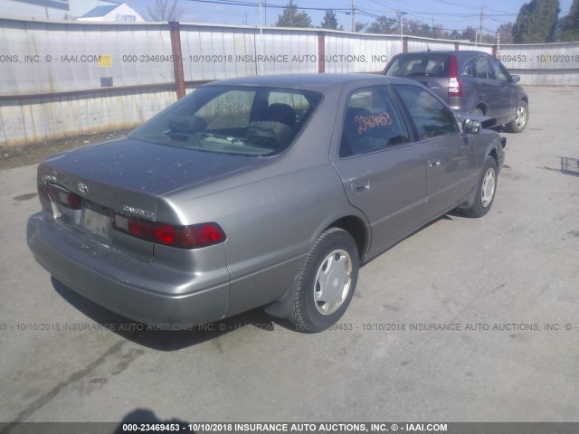 4T1BG22K6XU541650 - 1999 TOYOTA CAMRY CE/LE/XLE 棕色 照片 4