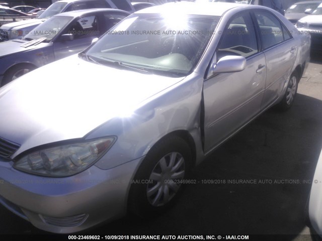 4T1BE32K96U732652 - 2006 TOYOTA CAMRY LE/XLE/SE Күміс фото 6
