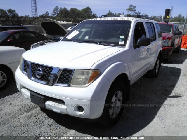 5N1AR18WX5C709206 - 2005 NISSAN PATHFINDER LE/SE/XE WHITE photo 2