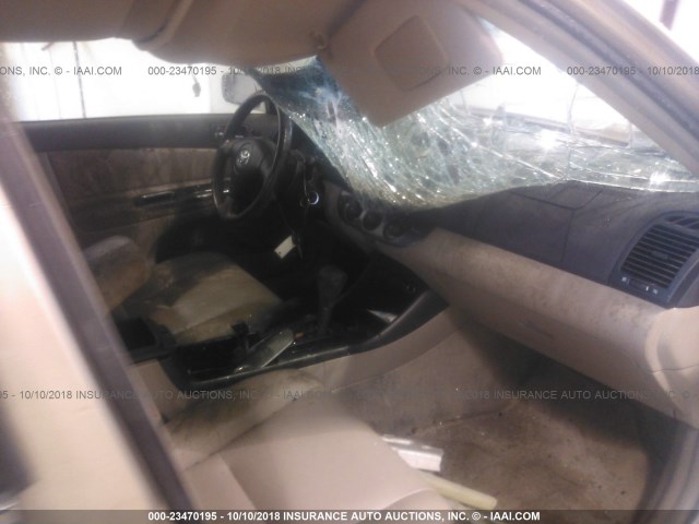 JTDBF30K230147421 - 2003 TOYOTA CAMRY LE/XLE GOLD photo 5