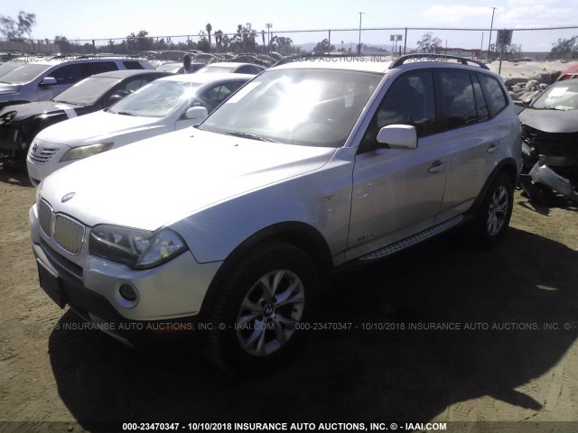 WBXPC93499WJ26198 - 2009 BMW X3 XDRIVE30I SILVER photo 2