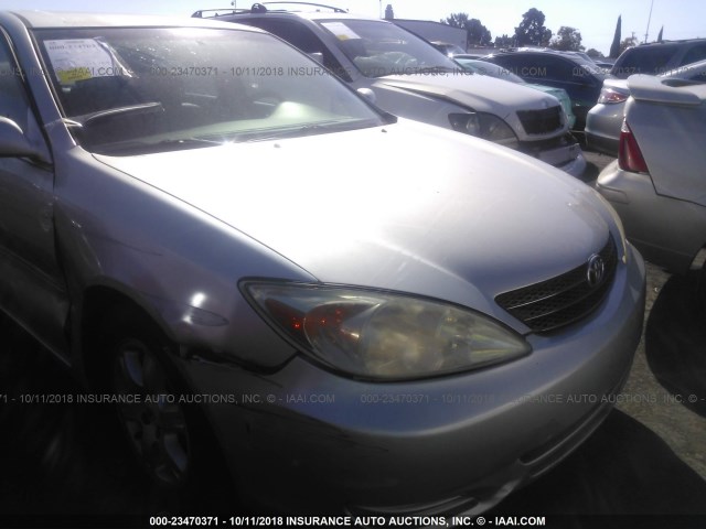 JTDBE32K830181721 - 2003 TOYOTA CAMRY LE/XLE SILVER photo 6