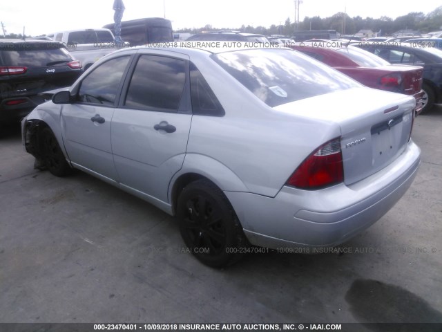 1FAFP34N77W187487 - 2007 FORD FOCUS ZX4/S/SE/SES 银色 照片 3