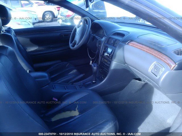 2T1FF28P51C519865 - 2001 TOYOTA CAMRY SOLARA SE/SLE შავი ფოტო 5