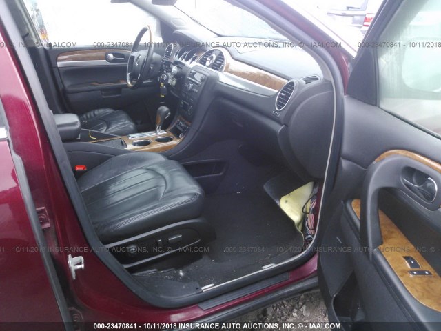 5GAER23738J231028 - 2008 BUICK ENCLAVE CXL RED photo 5