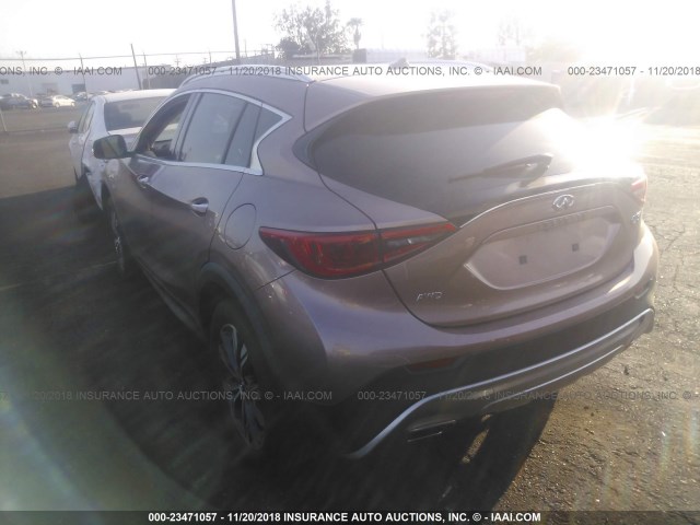 SJKCH5CRXHA036410 - 2017 INFINITI QX30 LUXURY/PREMIUM/SPORT PINK photo 3