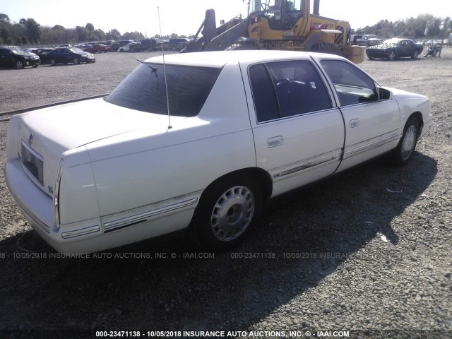 1G6KD54Y2WU710578 - 1998 CADILLAC DEVILLE WHITE photo 4