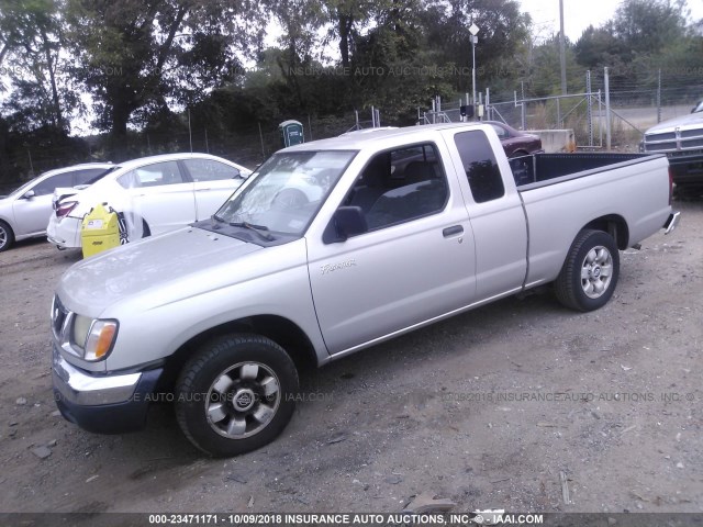 1N6DD26S6XC342682 - 1999 NISSAN FRONTIER KING CAB XE/KING CAB SE SILVER photo 2